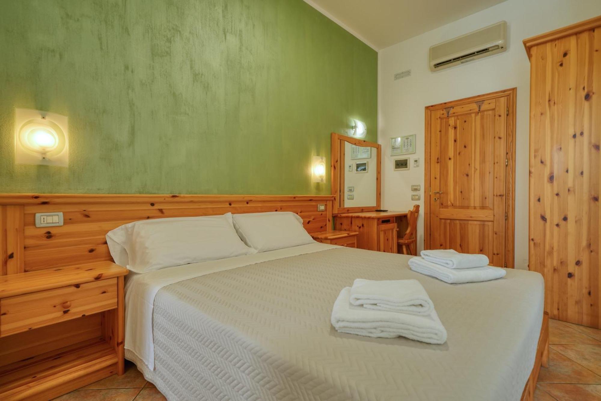 Da Mirella Guest house 2*